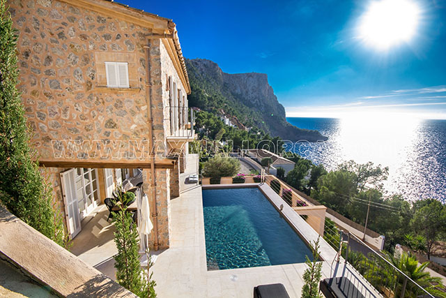 villa_riviera_maison_mallorca_lambert_loewe_bose_puerto andratx_mallorca_cala_llamp_gran_folies_beach_www.maxmallorca.com_max_mallorca_copyright_31a.jpg